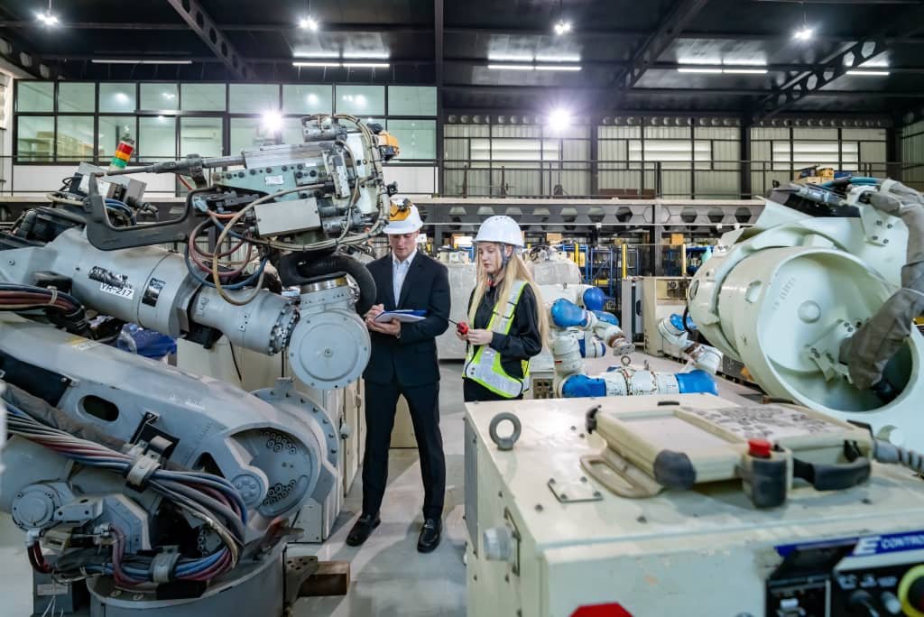 Real-Time Industrial Intelligence Systems for Plant Managers